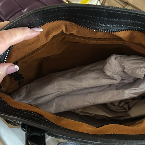 NWT Patricia Nash. Chantilly Lace bag - Picture 6 of 9